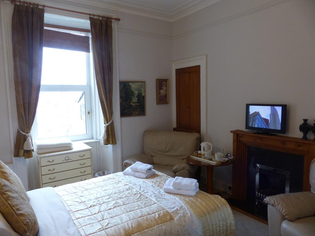 Castle Viewpoint B&B Inverness Habitación foto