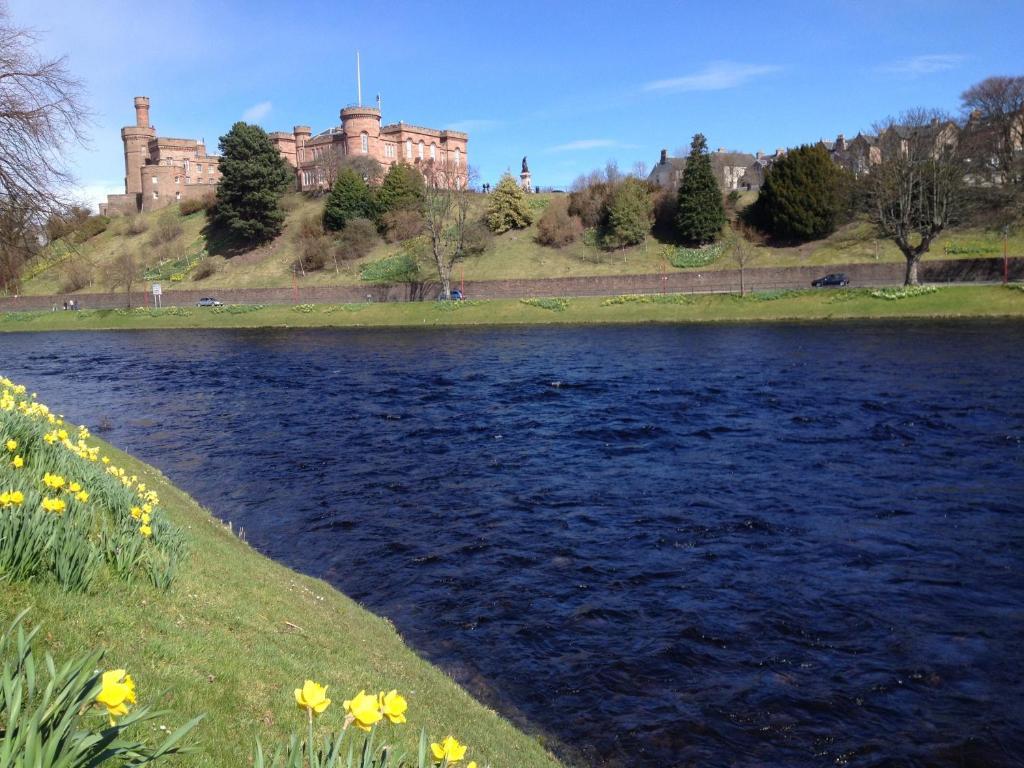 Castle Viewpoint B&B Inverness Exterior foto